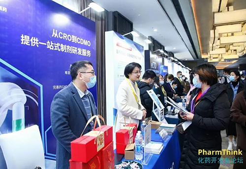 JJB竞技宝商务团队也在A13展位与业界同仁展开了详细的交流.png